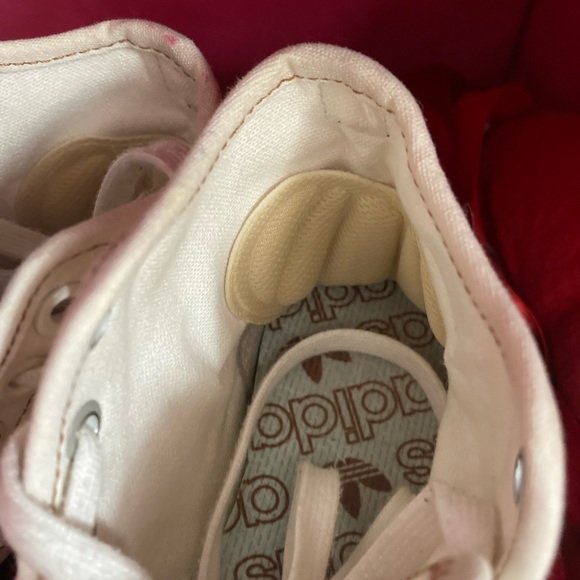 Adidas White and Green Sneakers avocado limited edition shoes - Picture 2 of 5